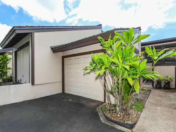 98-1070 Komo Mai Dr APT D, Aiea, HI 96701