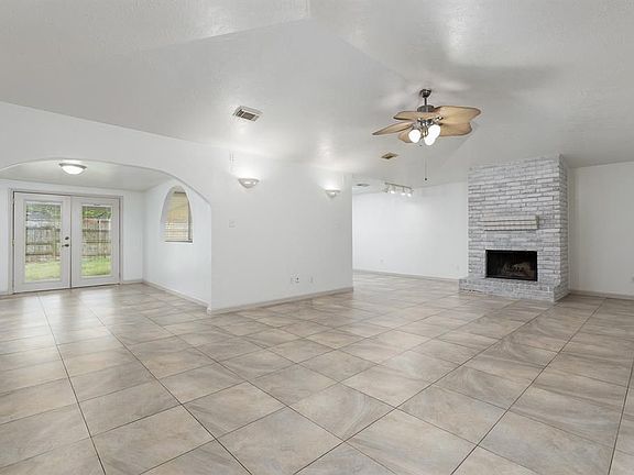 4th image of 5730 Woodmancote Dr