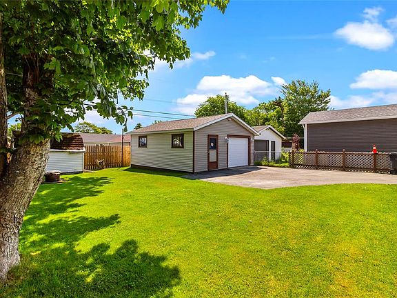 4th image of 5 Churchill Avenue