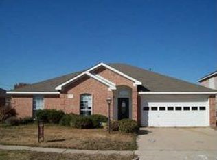 5710 Longhorn Ln, Arlington, TX 76017