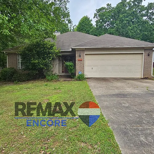2037 N Hills Dr Photo 1