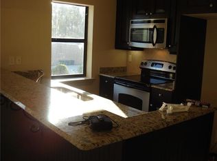 810 Lafitte St APT 103, Mandeville, LA 70448