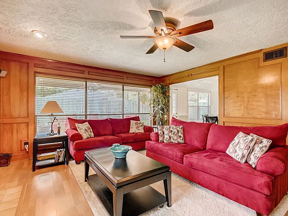 4th image of 2520 Hadley Cir