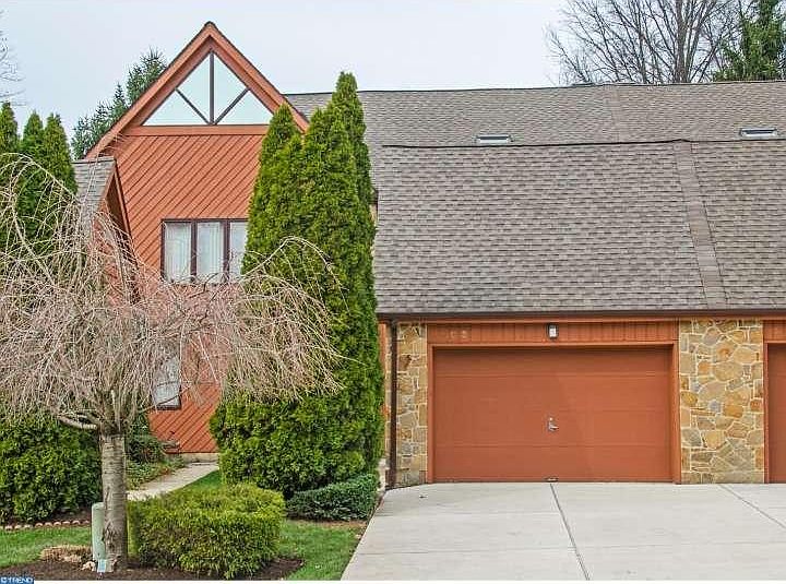 1st image of 605 Dandenog Dr
