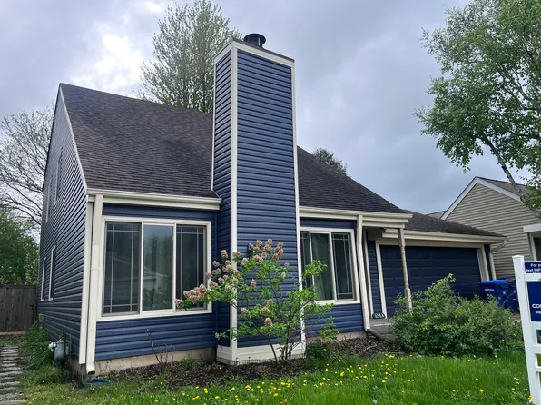 6384 Kindling Ct, Lisle, IL 60532