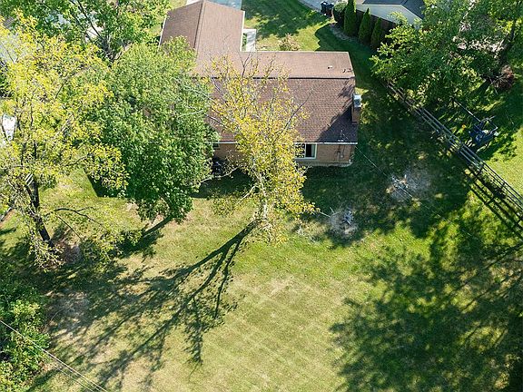 4th image of 1585 Silverglade Ct