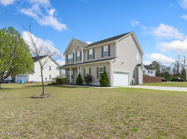 201 Margaret Court, Beulaville, NC 28518