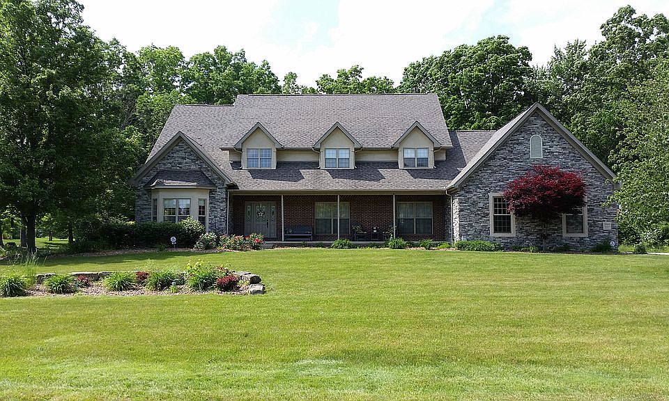 3969 Amhurst Dr, Hermitage, PA 16148 Zillow