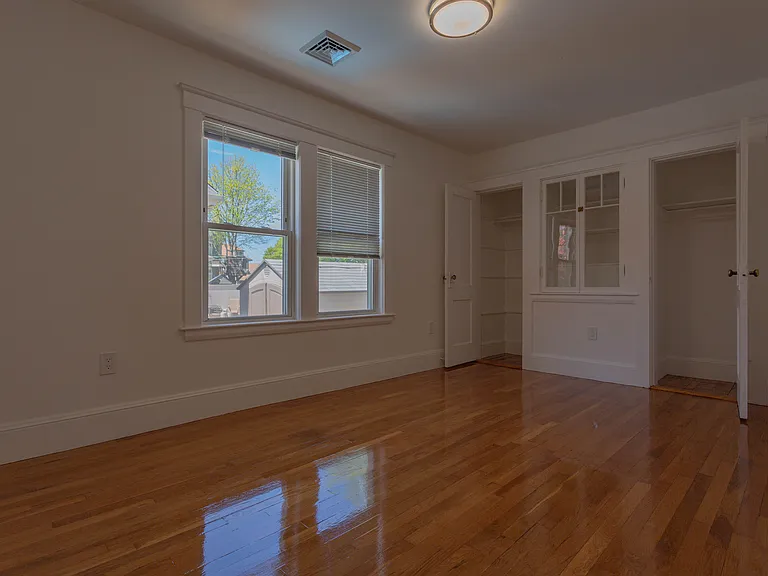 50 Evans St — Photo 11