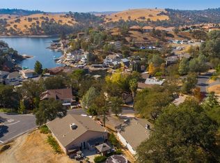 203 Poker Flat Rd, Copperopolis, CA 95228