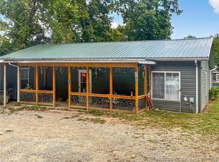 401 Valley Spring Rd, Camdenton, MO 65020