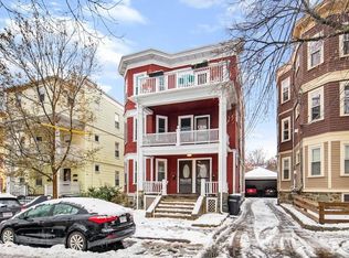 10 Banks St #2, Somerville, MA 02144