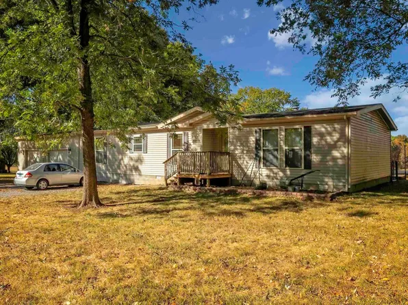 1758 Camp Cedar Point Ln, Makanda, IL 62958
