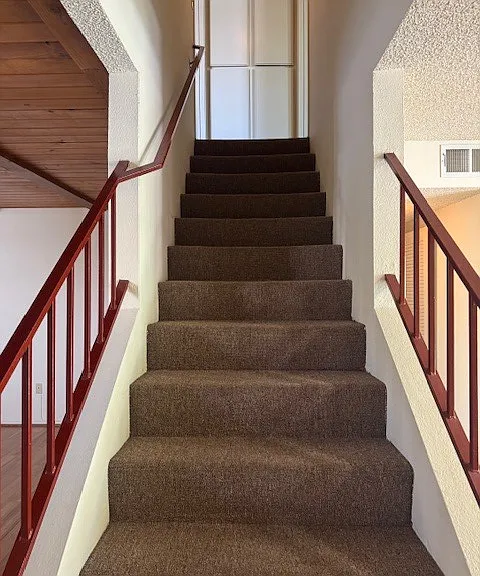 1120 N Maryland Ave — Photo 8