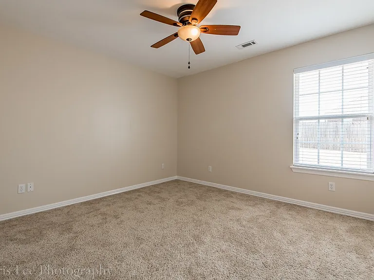 3500 Bluff Creek Loop — Photo 16