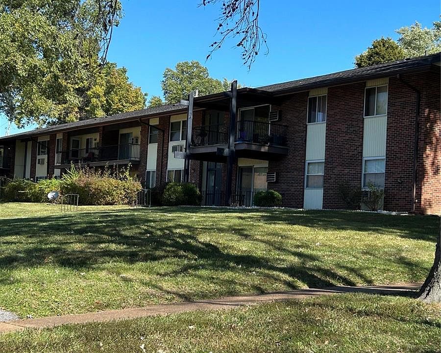1st image of 7604 Hazelcrest Dr APT C