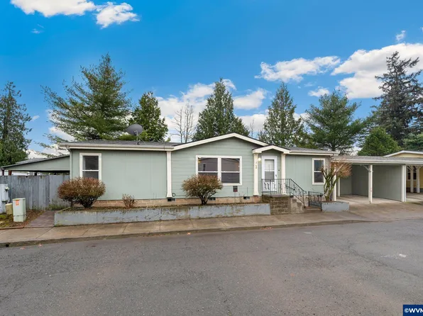 4223 SE 136th Ave APT 2, Portland, OR 97236