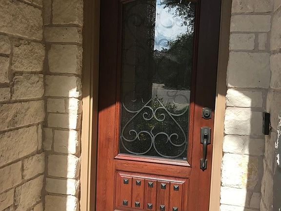 4th image of 1502 Greenside Dr
