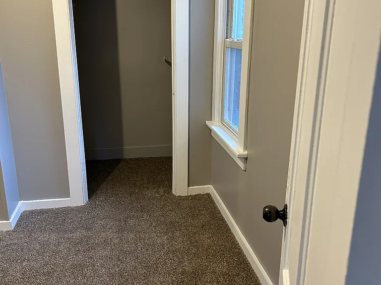 8-10 Clark St #8 — Photo 3