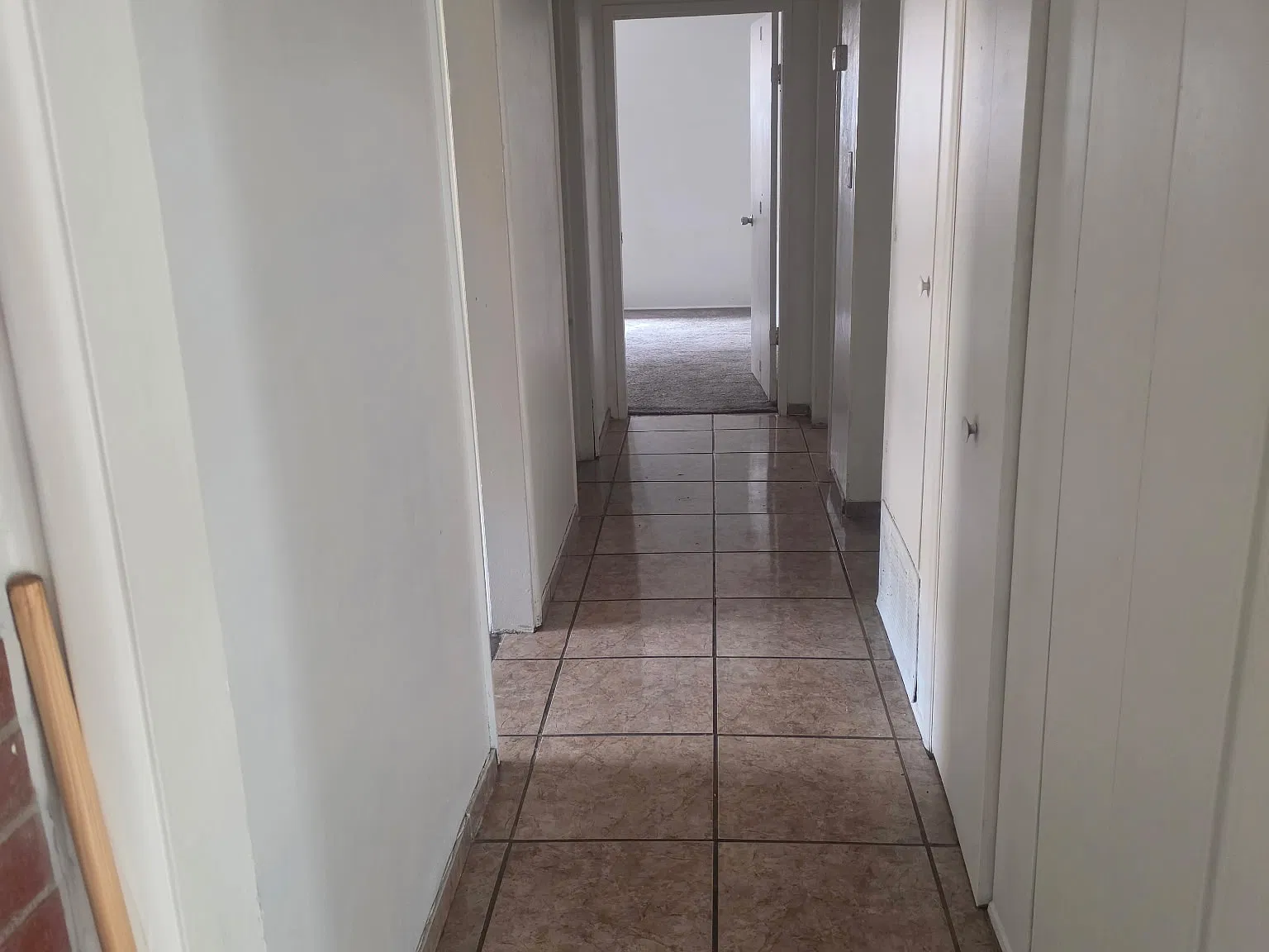 4 bed, 1800 sqft, $3,000 — Photo 2
