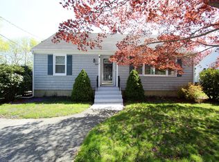 1629 W Main Rd, Middletown, RI 02842