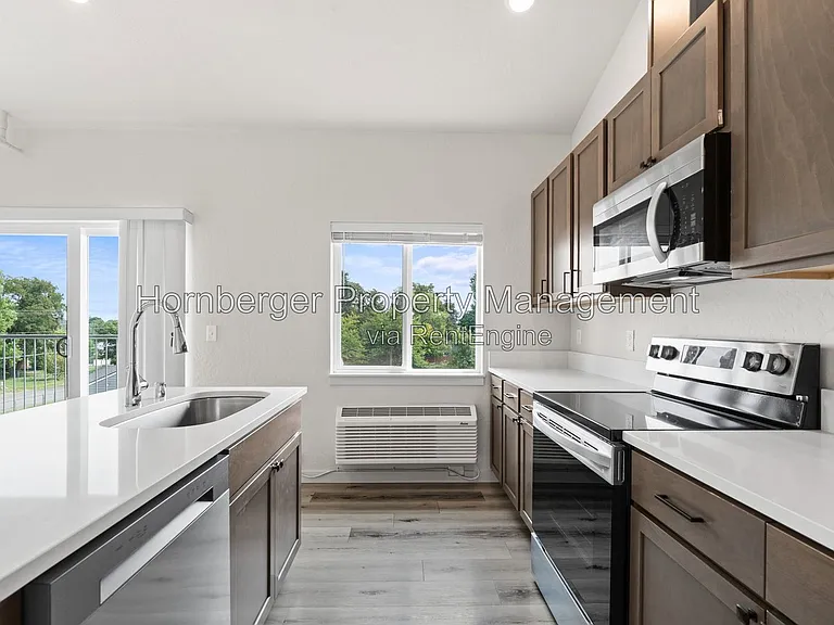 16104 E Valleyway — Photo 26