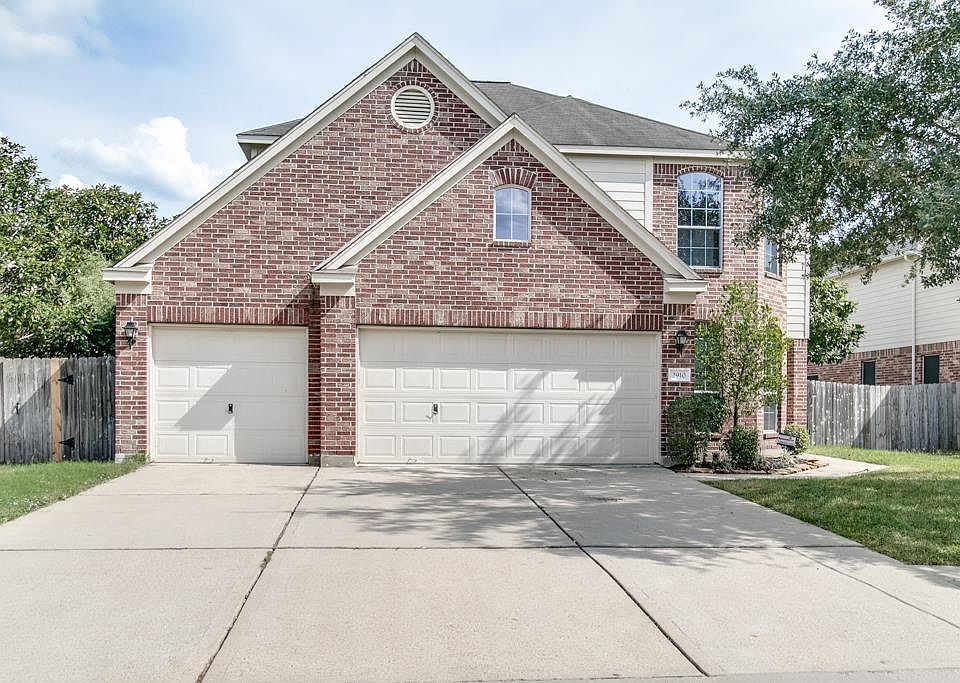 1st image of 2910 Piney Forest Dr