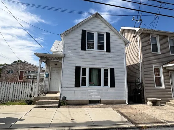 131 West St, Gettysburg, PA 17325