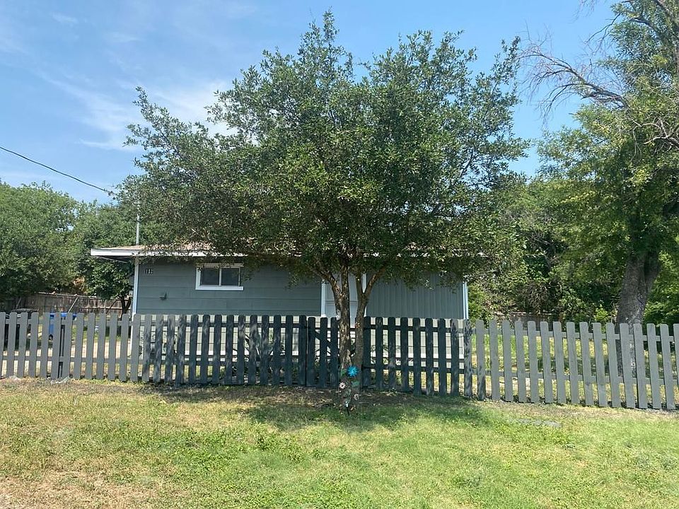1st image of 114 Neulon Dr #114