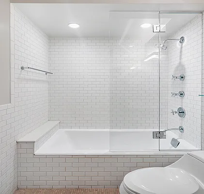 Sold by Compass | media 21