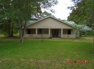 15350 Old Genessee Rd, Tickfaw, LA 70466