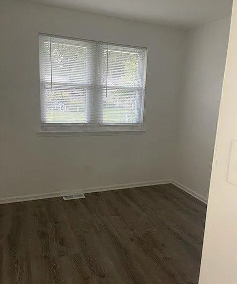 932 Alexandria Dr — Photo 7