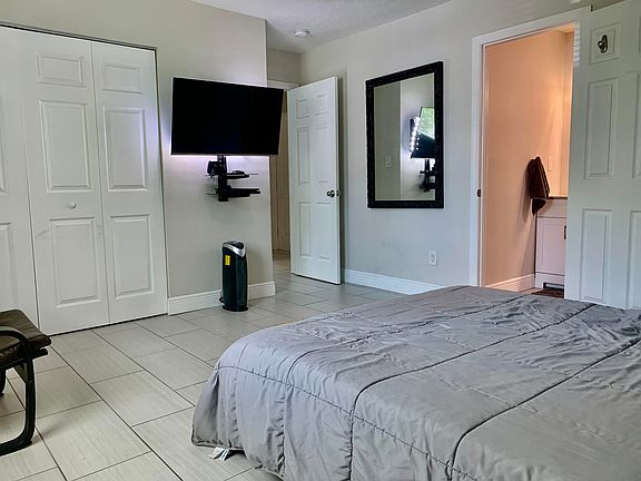 5th image of 1645 22nd Avenue SW