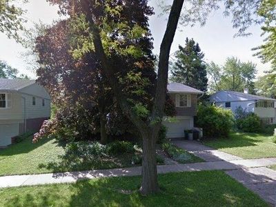 449 White Pine Rd, Buffalo Grove, IL, 60089