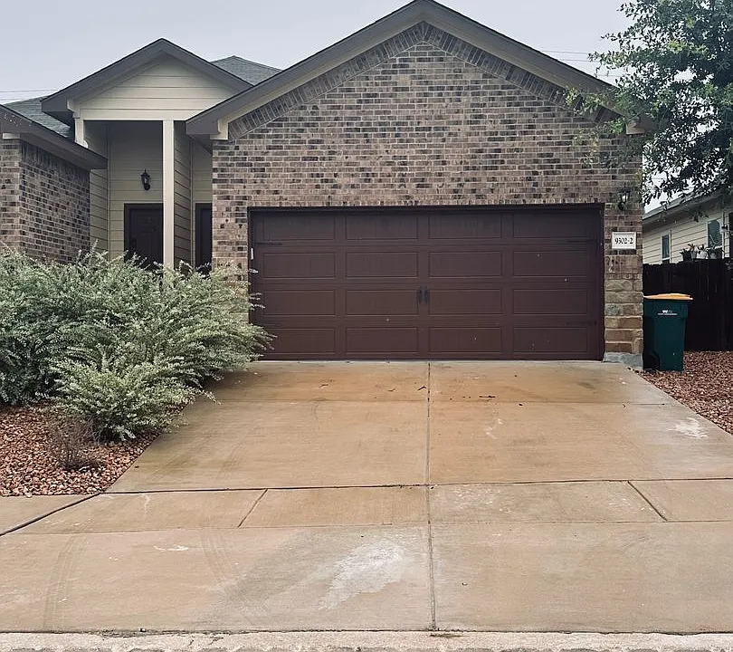9302 Canyon Bnd