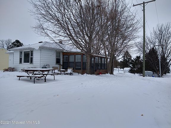 4th image of 502 E Saint Charles Ave