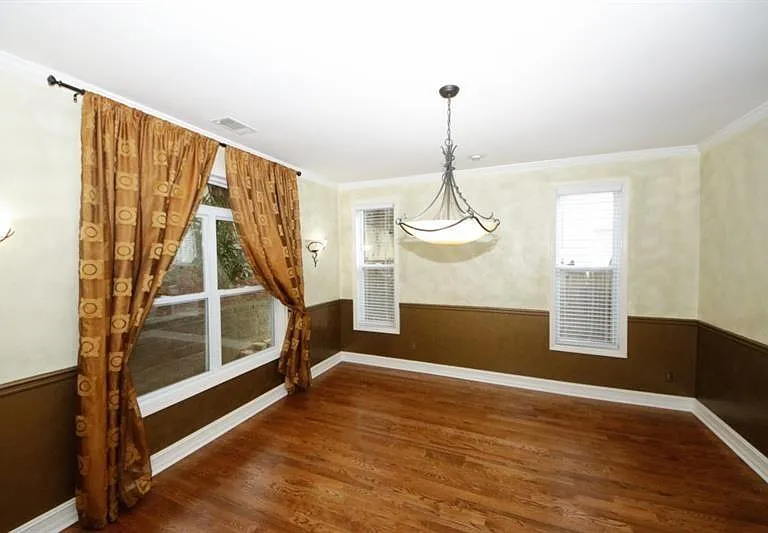 1354 Brookhaven Village Cir NE — Photo 59