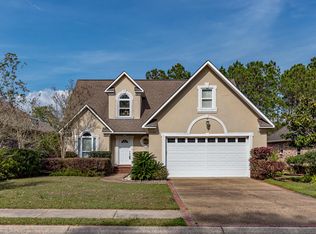 4161 Cobblestone Ln, Gautier, MS 39553