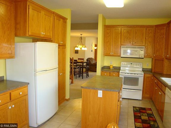 4th image of 1233 Highridge Ct