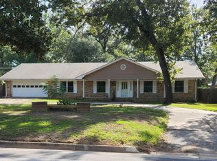 2002 N 4th St, Longview, TX 75601