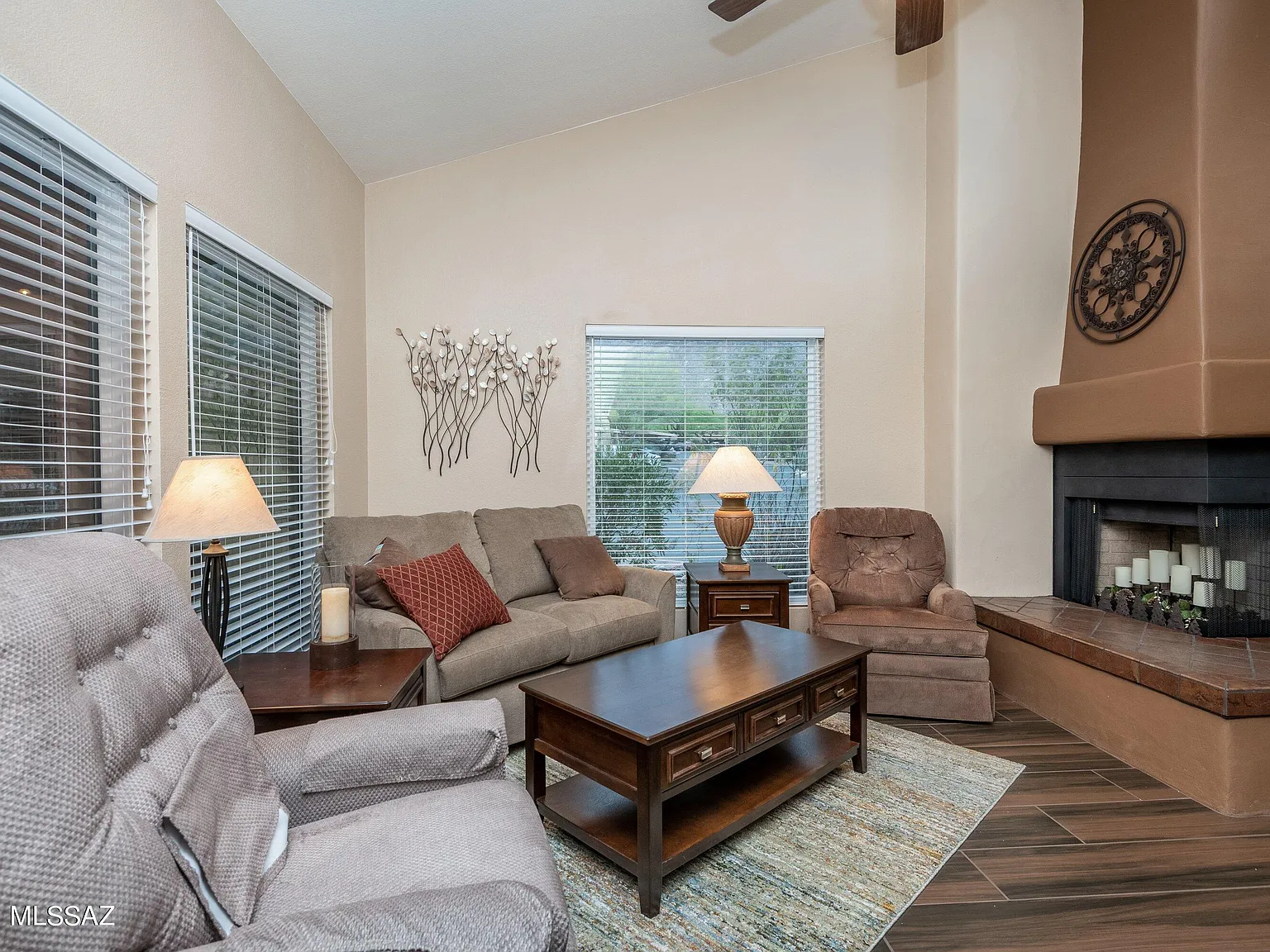 2 bed, 2.0 bath, 1094 sqft, $2,000 — Photo 4