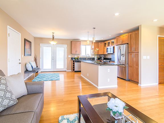 Living room to Kitchen