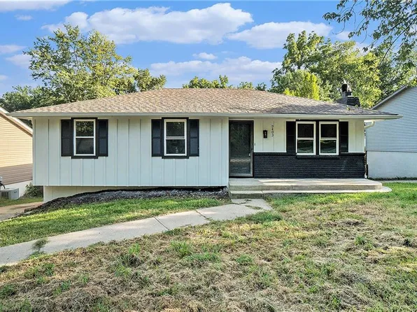 9403 NW 59th Ter, Parkville, MO 64152