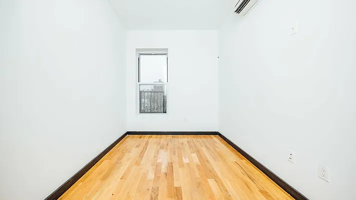 Rented by Nooklyn NYC LLC | media 45