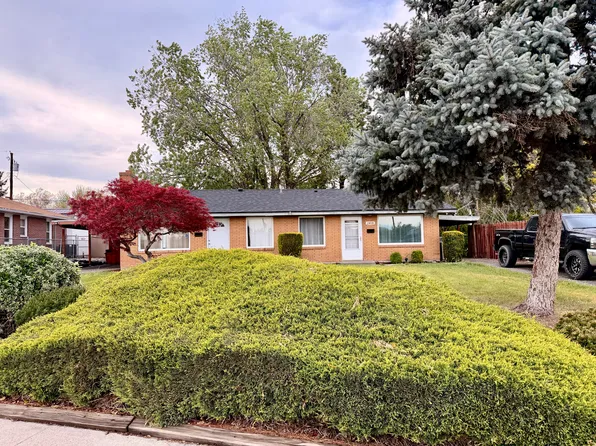 2410 W Albany Ave #2410, Kennewick, WA 99336