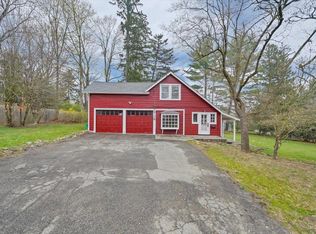 84 Smith Hill Rd, Airmont, NY 10952
