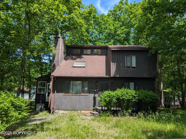 114 Oxford St, Bushkill, PA 18324