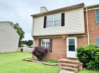 722 Huntly Dr, Chesapeake, VA 23320