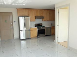 65-38 Austin St #7B, Rego Park, NY 11374