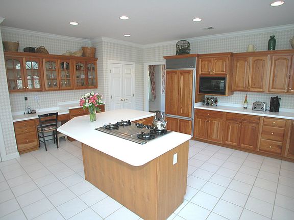 Gourmet Kitchen